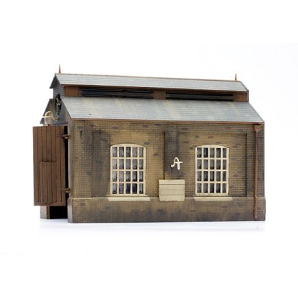 Dapol C007 OO Gauge Engine Shed Kit Plastic Kit