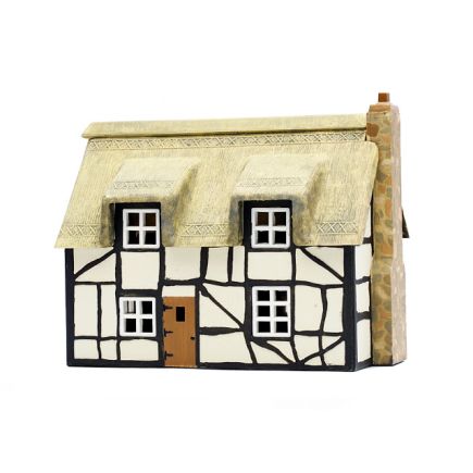 Dapol C020 OO Gauge Thatched Cottage Plastic Kit