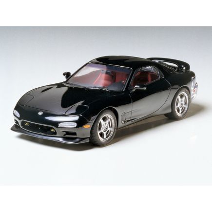 Tamiya 24116 Mazda RX-7 R1 Plastic Kit