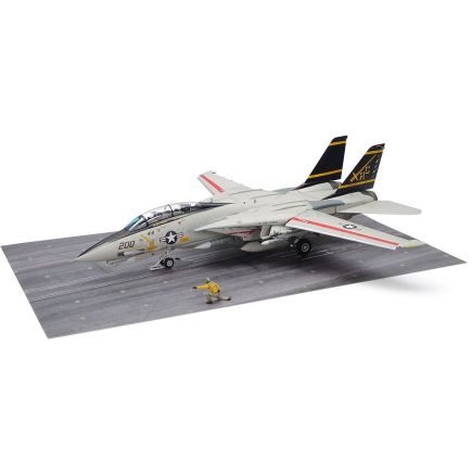 Tamiya 61122 Gruman F14A Tomcat Carrier Launch Set Plastic Kit