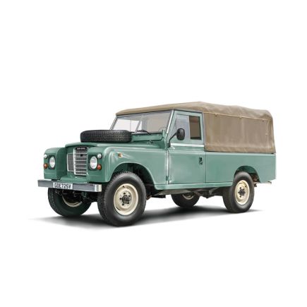 Italeri 3665 Land Rover 109 Long Wheel Base Plastic Kit