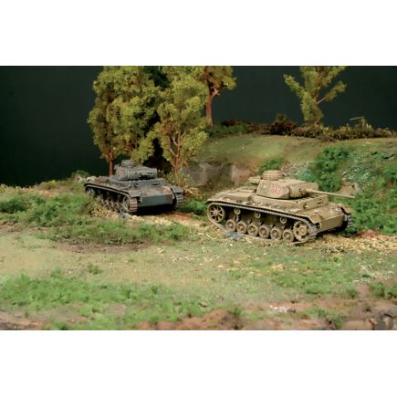 Italeri 7507 Panzer III Ausf. J Tank Plastic Kit