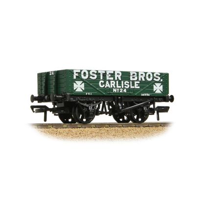 Bachmann 37-063A OO Gauge 5 Plank Wagon Wooden Floor 'Foster Bros.' Green No.24