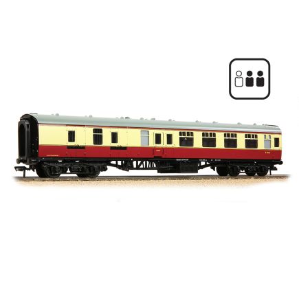 Bachmann 39-077GPF OO Gauge BR Mk1 BSK Brake Second Corridor Coach BR Crimson And Cream Passengers Fitted E34161