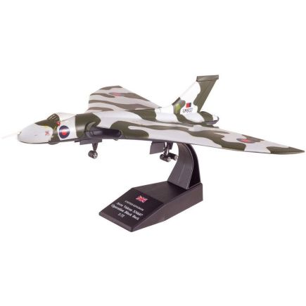 Humatt 40625 Avro Vulcan XM607 Operation Black Buck Diecast Model