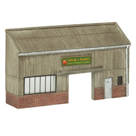 Graham Farish 42-269 N Gauge Low Relief Cement Board Warehouse