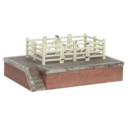 Bachmann 44-0128 OO Gauge Lucston Cattle Dock