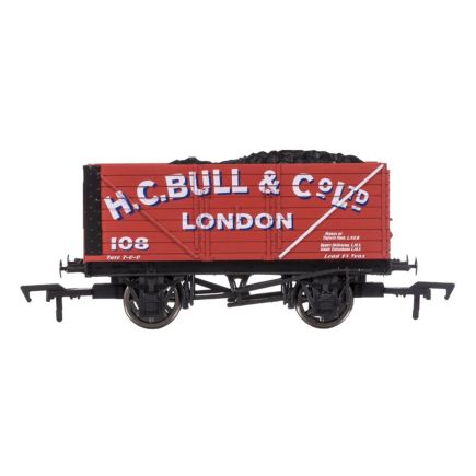 Dapol 4F-080-130 OO Gauge 8 Plank Wagon H.C. Bull No.108