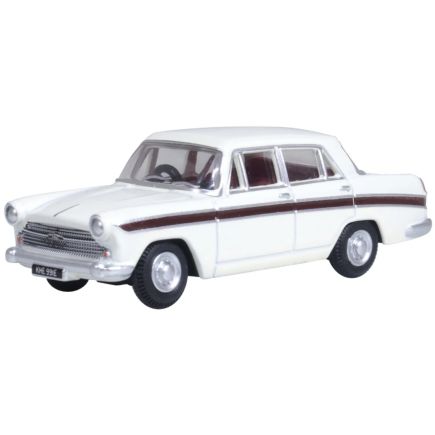 Oxford Diecast 76ACF007 OO Gauge Austin Cambridge Snowberry White/Embassy Maroon