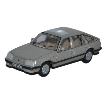 Oxford Diecast 76CAV001 OO Gauge Vauxhall Cavalier Champagne Platinum