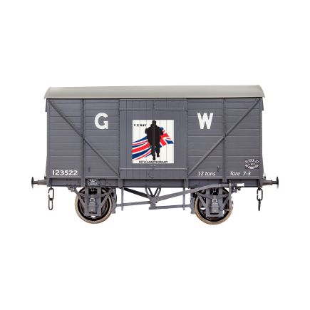 Dapol 7F-066-011 O Gauge GW Standard 12 Ton Van VE Day 80th Anniversary Army