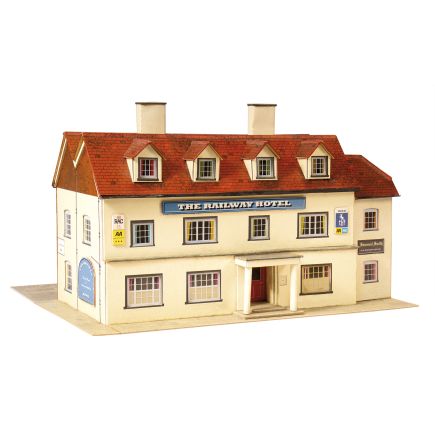 Superquick B33 OO Gauge Railway Hotel Card Kit