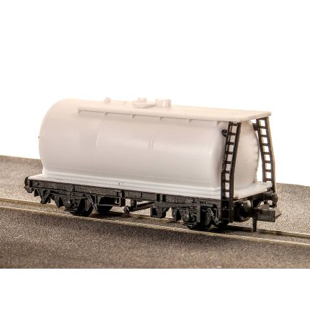 Peco KNR-50 N Gauge Tank Wagon Kit