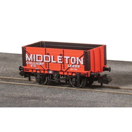 Peco NR-7009P N Gauge 7 Plank Open Wagon Middleton