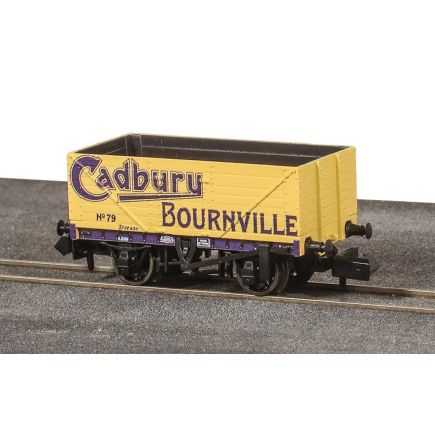 Peco NR-7015P N Gauge 7 Plank Open Wagon Cadbury Bourneville