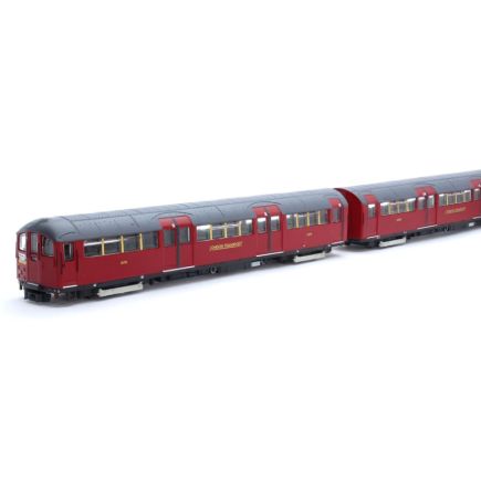 Revolution RT-N-LU1938-MAR401B N Gauge 1938 Stock 4 Car Set London Transport Maroon Rail Red Bakerloo Line