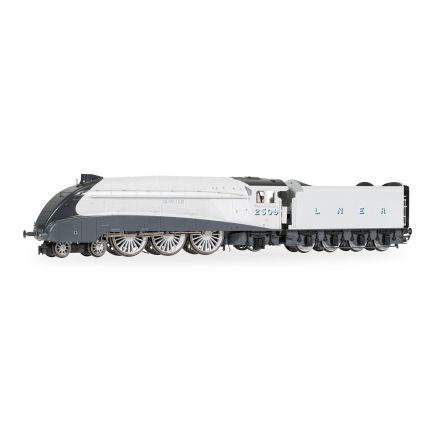 Hornby R30456 OO Gauge LNER A4 4-6-2 2509 'Silver Link' Silver Jubilee Livery Hornby Dublo Body