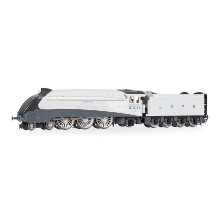 Hornby R30458 OO Gauge LNER A4 4-6-2 2511 'Silver King' Silver Jubilee Livery Hornby Dublo Body