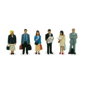 Bachmann 36-044 OO Gauge Station Passengers Standing