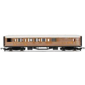 Hornby R4333 OO Gauge LNER Teak Brake Coach