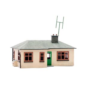 Dapol C021 OO Gauge Detached Bungalow Plastic Kit