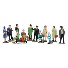 Dapol C008 OO Gauge Platform Figures Plastic Kit