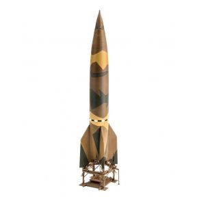 Revell 03309 German A4 V2 Rocket Plastic Kit