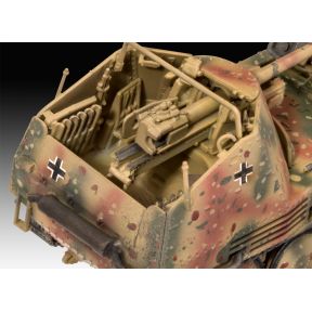 Revell 03316 Sd. Kfz. 138 Marder III Ausf. M Tank Destroyer Plastic Kit