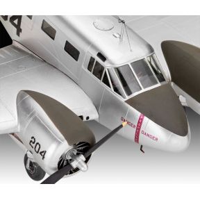 Revell 03811 US Beechcraft Model 18 Plastic Kit