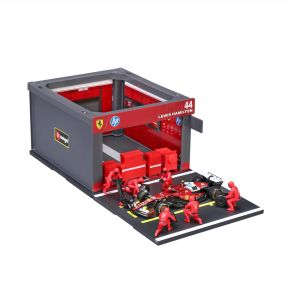 Bburago 18-36865H Pit Pass Diorama Ferrari SF-25 2025 Hamilton