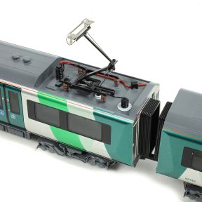 Bachmann 31-034 OO Gauge Class 350/3 4 Car EMU 350372 London Northwestern Railway