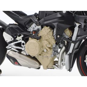 Tamiya 14140 Ducati Superleggera V4 Motorbike Plastic Kit