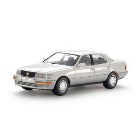 Tamiya 24114 Lexus LS 400 Car Plastic Kit