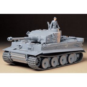 Tamiya 35216 German Tiger I Early Production Tank Plastic Kit