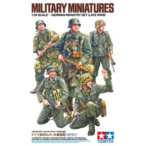 Tamiya 35382 German Infantry Late World War 2 Plastic Kit