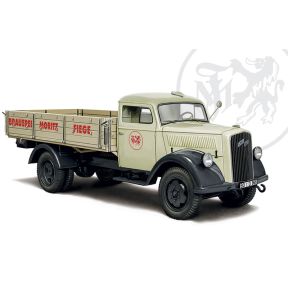 Italeri 3960 Opel Blitz Classic Plastic Kit