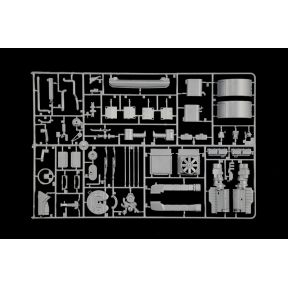 Italeri 3969 Renault AE500 Magnum Truck Plastic Kit