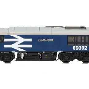 Bachmann 35-777 OO Gauge Class 69 69002 'Bob Tiller CM&EE' GBRf BR Large Loge Blue