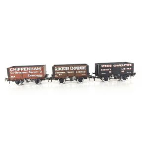 Bachmann 37-076X-SH OO Gauge Set Of 3 Private Owner Wagons Cotswolds Co-operative