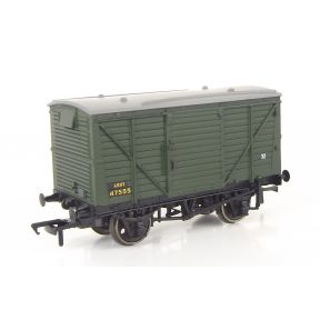 Bachmann 37-806-SH OO Gauge 12 Ton Ventilated Van Army Green
