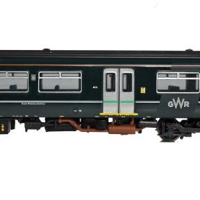 Graham Farish 371-337  N Gauge Class 150/2 2 Car DMU 150232 GWR Green FirstGroup