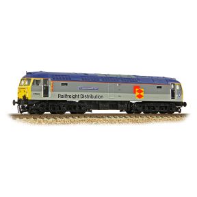 Graham Farish 372-263 N Gauge Class 47/4 47555 'The Commonwealth Spirit' Railfreight Distribution European