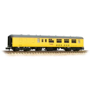 Graham Farish 374-683 N Gauge BR Mk2A BSO Brake Second Open Coach Network Rail Yellow DB977337