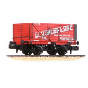 Graham Farish 377-130 N Gauge 8 Plank Wagon End Door T & C. Scowcroft & Son Ltd Red No.789