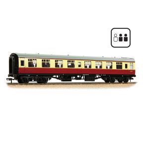 Bachmann 39-052HPF OO Gauge BR Mk1 TSO Tourist Second Open Coach BR Crimson And Cream Passengers Fitted E3774