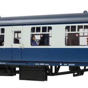 Bachmann 39-075EPF OO Gauge BR Mk1 BSK Brake Second Corridor Coach BR Blue And Grey Passengers Fitted E35419