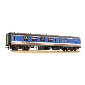 Bachmann 39-414 OO Gauge BR Mk2A BFK Brake First Corridor Coach BR Network SouthEast Original 17080