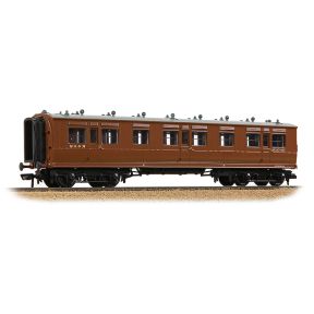 Bachmann 39-871A OO Gauge LNWR 50ft Arc Roof Third Corridor Coach M&GN Brown No.81040