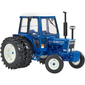 Britains 43371 Ford 7600 Tractor with Duel Wheels Blue