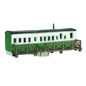 Bachmann 44-0150G OO Gauge Holiday Coach Green and White